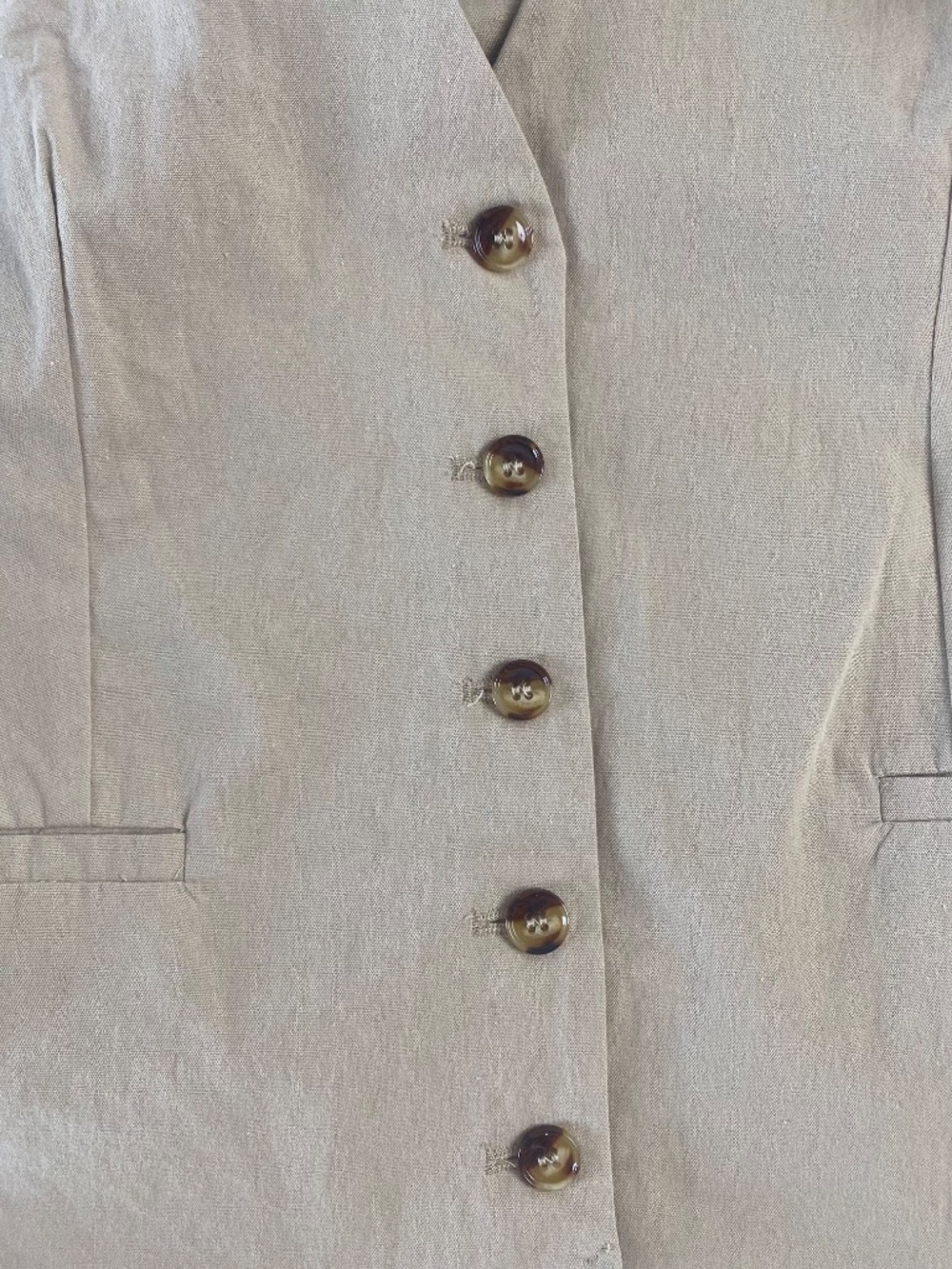 COMMENSE 100% Cotton V-Neck Vest Tailored Leg Short Set in Tan Size XS*** - Picture 4 of 12